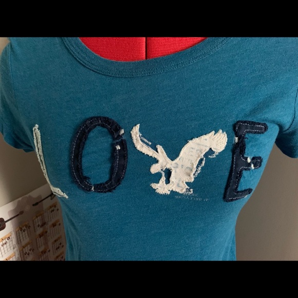 American Eagle Outfitters t-shirt - Picture 2 of 4